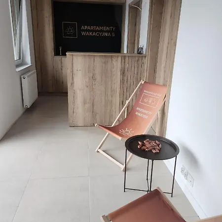 Wakacyjna 5/2 * ميلنو