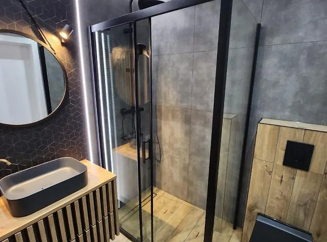 Wakacyjna 5/2 شقة